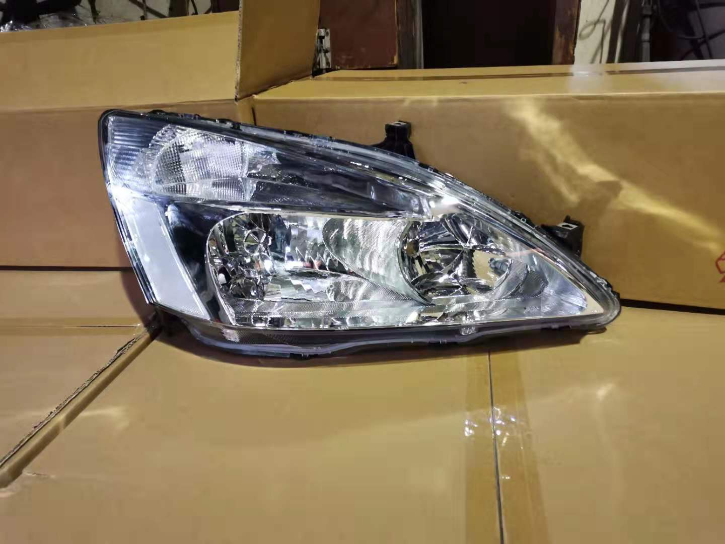 HONDA  ACCORD 2003-2007 SDA HEAD LAMP RH